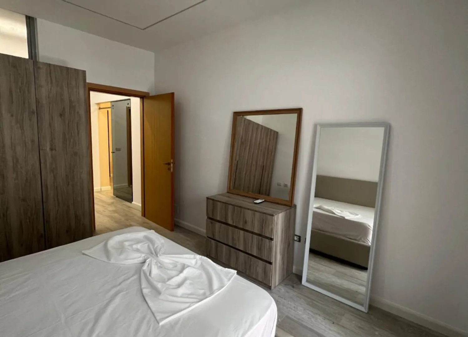 Emerald Inn Apartment 2 Vlorë